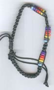 Armband: Regenbogenarmband mit vielen kleinen Perlen